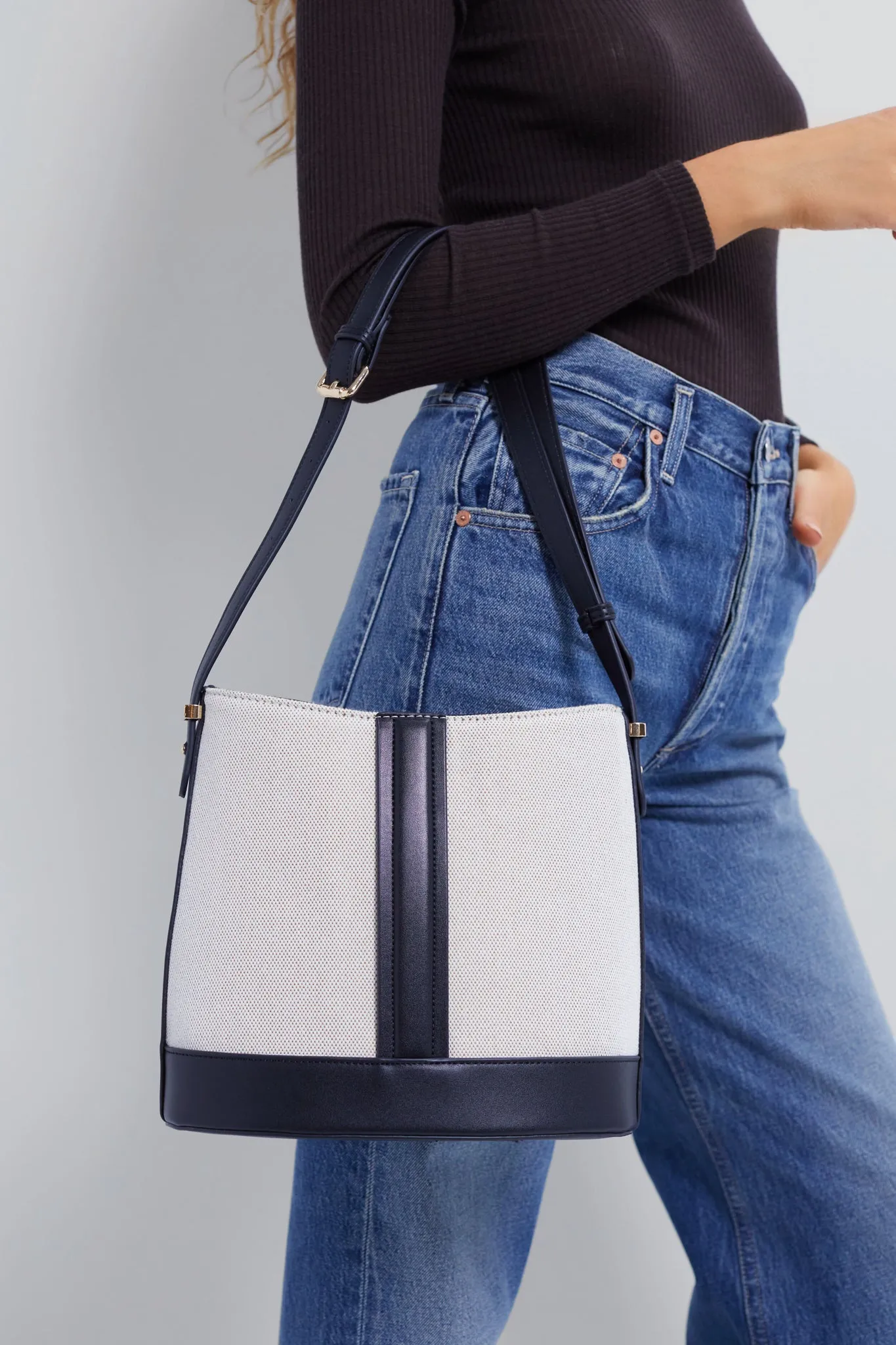Black Urbana Bag