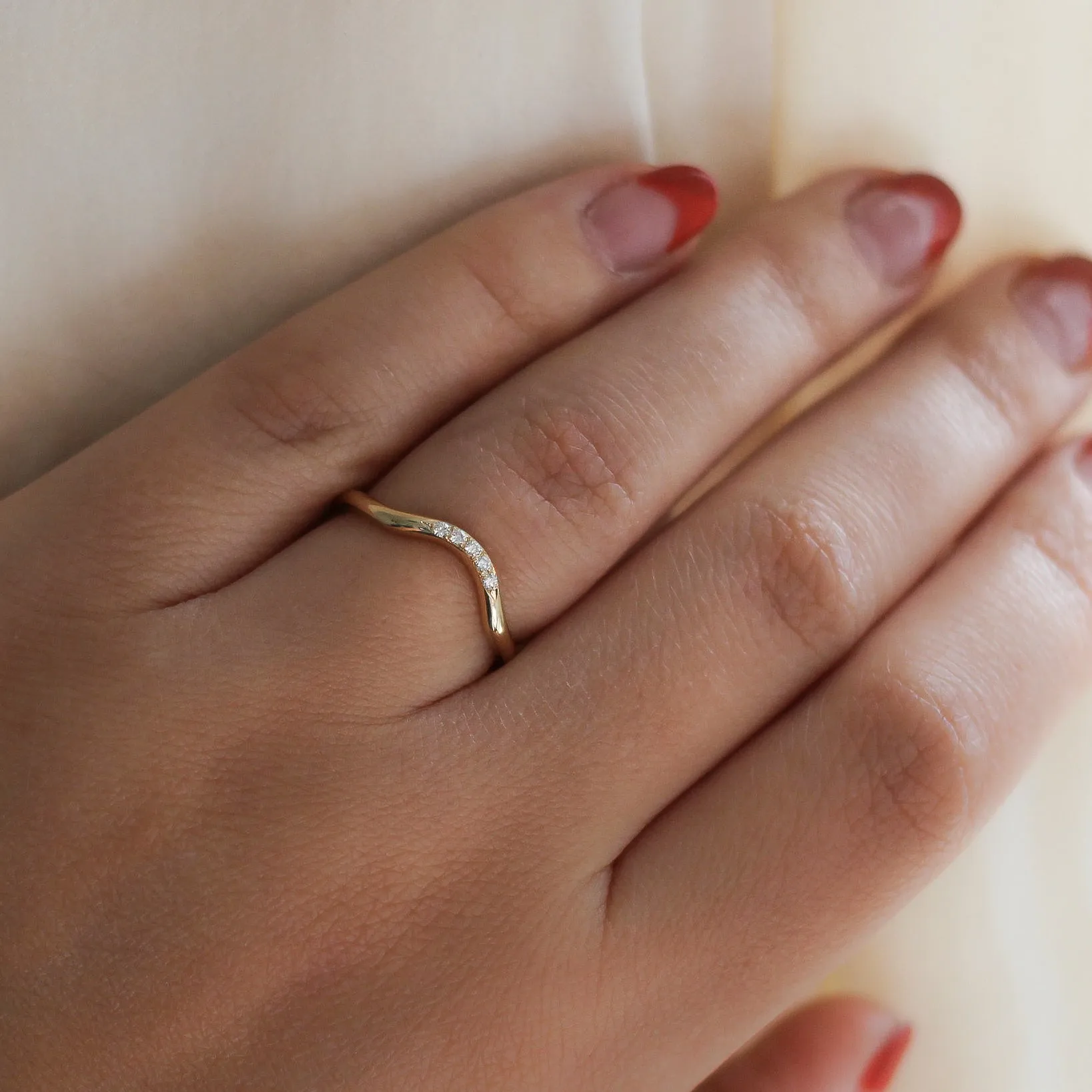 Diamond Wave Band 5-stone - made to order