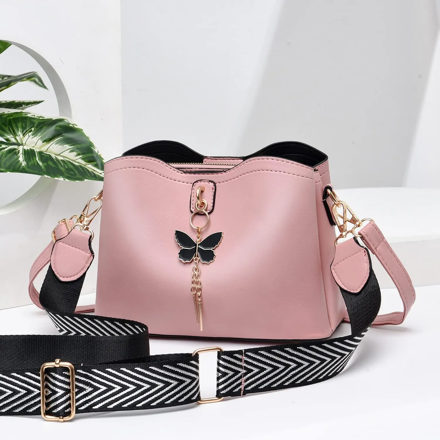 Xiaoyu Small Crossbody Bags for Women Fashion Purses for Teenage Girls Lightweight Handbags Shoulder Bag